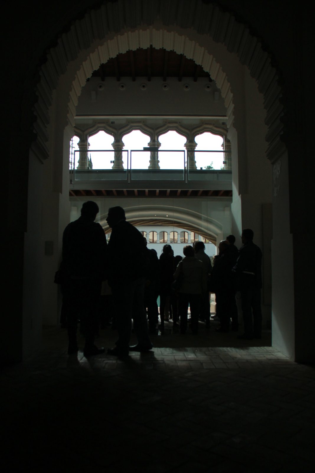 Arcos del alcázar andalusí conservados en Santa Clara