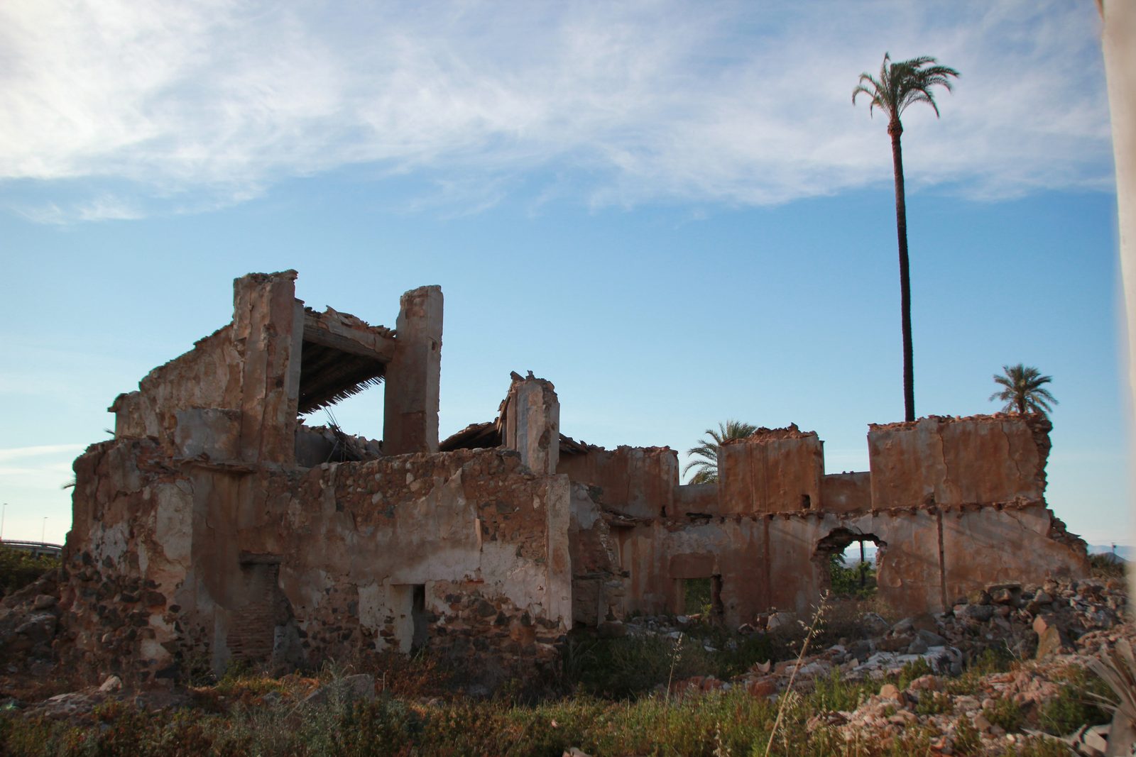 Muros sin techumbre de la casa de Antonete Gálvez
