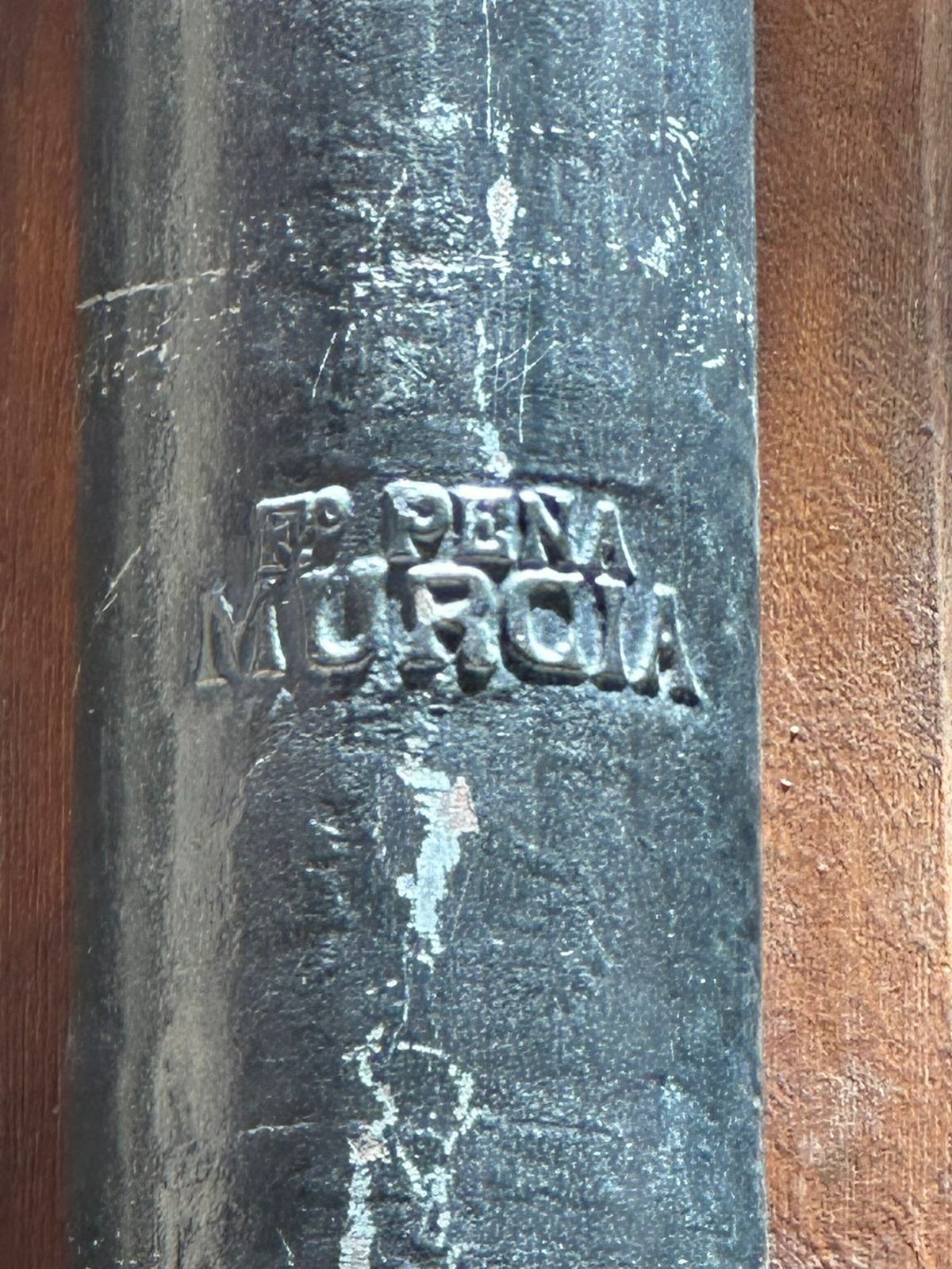 Firma de Francisco Peña en la columna