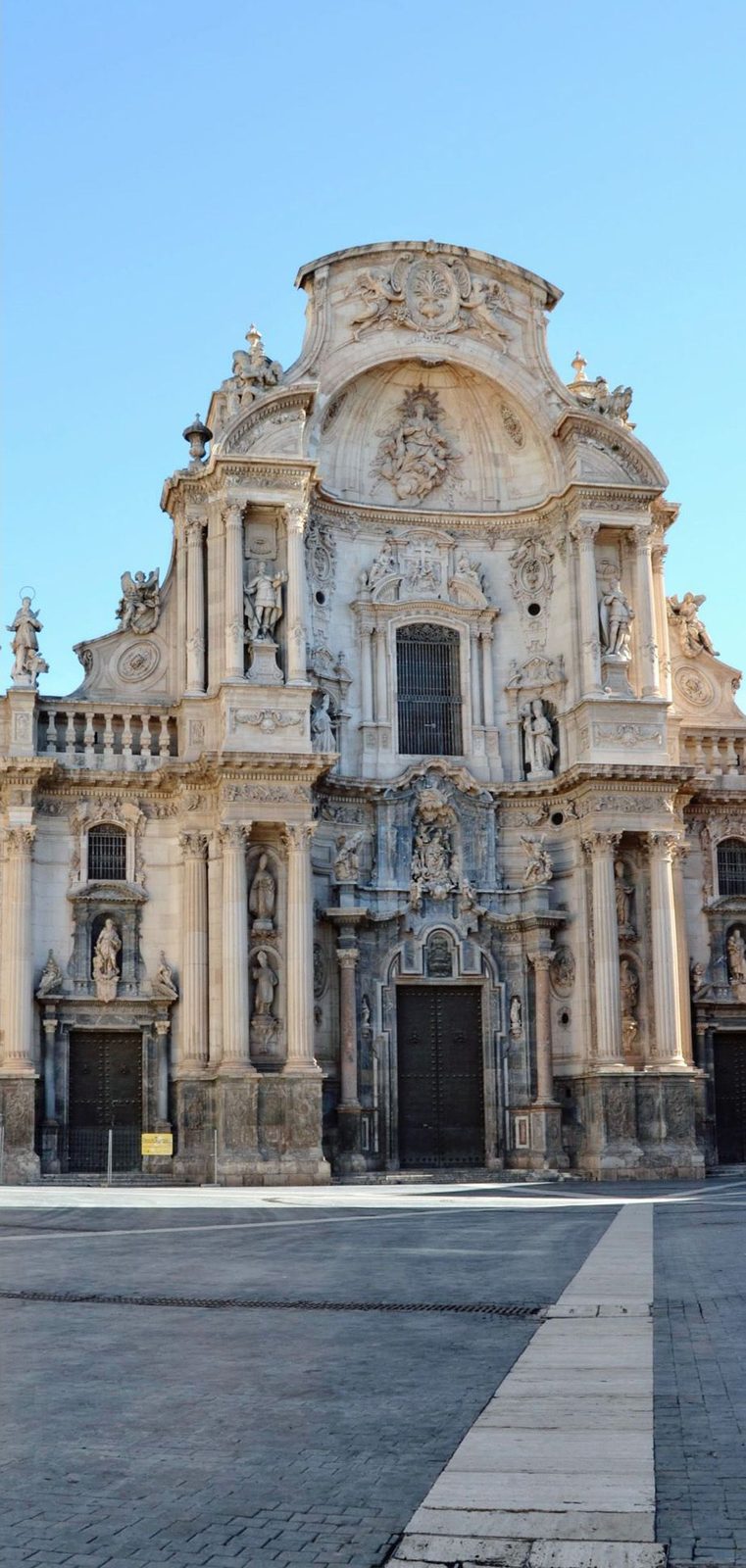 Fachada barroca de la Catedral de Murcia